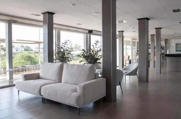 Grupoandria Hotel Platja Gran 9